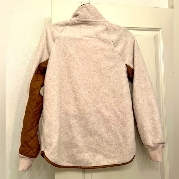 Abercrombie Asymmetrical Snap Pullover - Picture 3 of 7